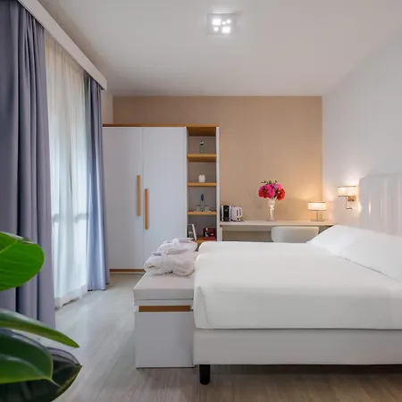 Acapulco Hotel 4*