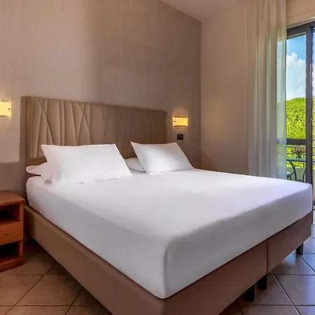 Acapulco Hotel 4*